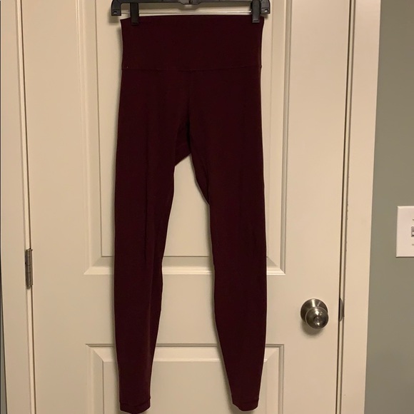 Lululemon Align Leggings 28” in Cassis - Picture 2 of 5
